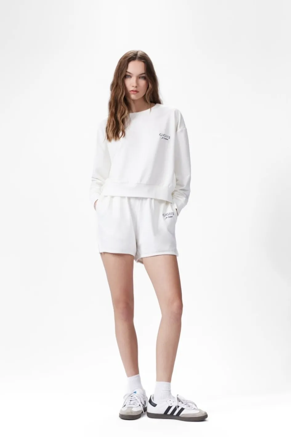 Gigii's Activewear | Street Smart | Mai Sweatshirt - White