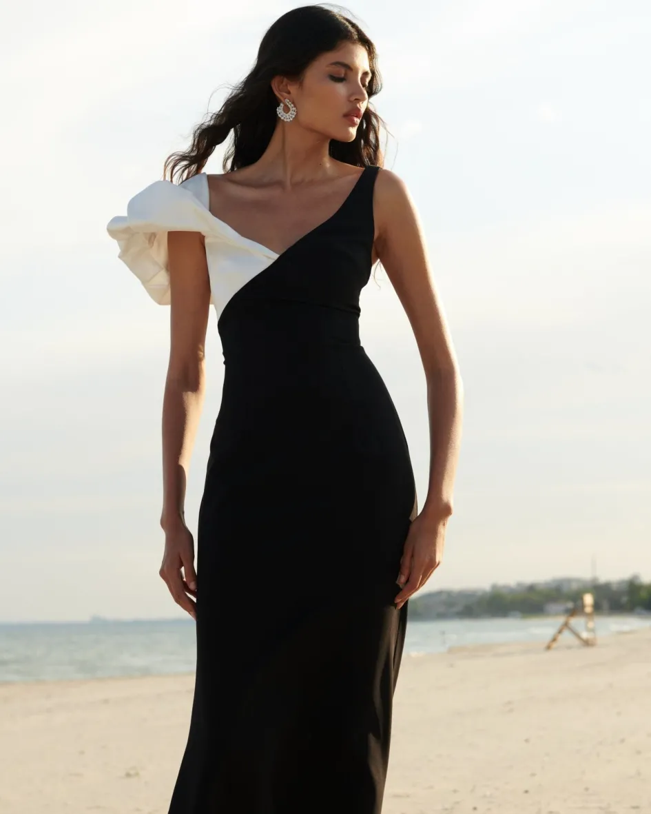 Gigii's Maxi Dresses | Dresses | Opera Dress - Black